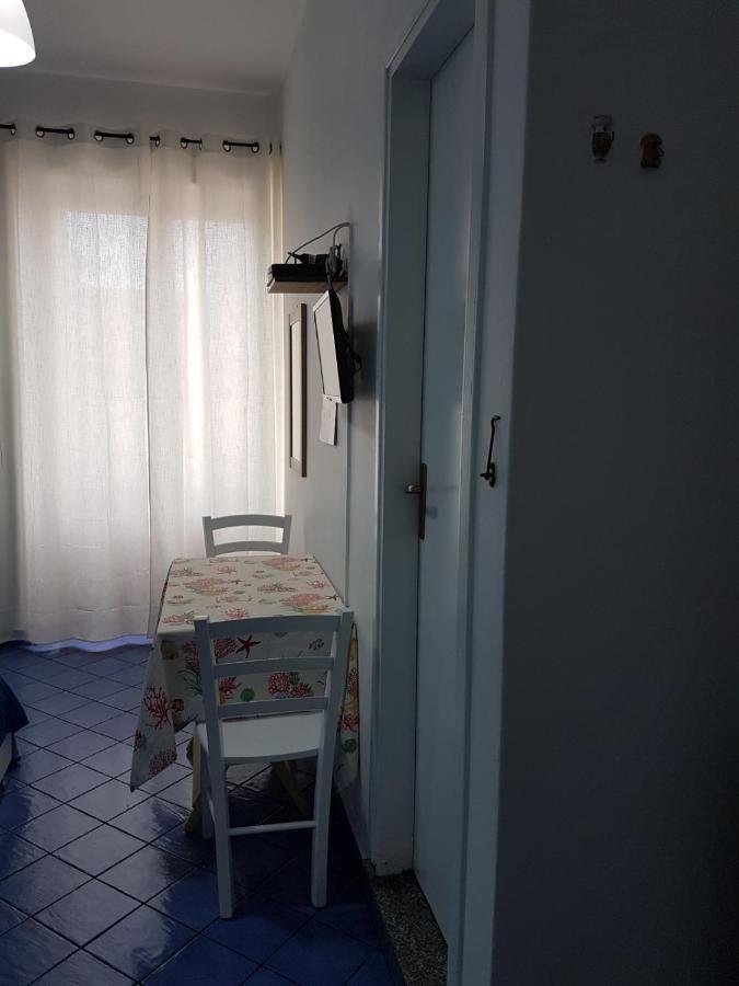Апартаменты Lipari Centro Storico Flat 6 Mins From Port Экстерьер фото